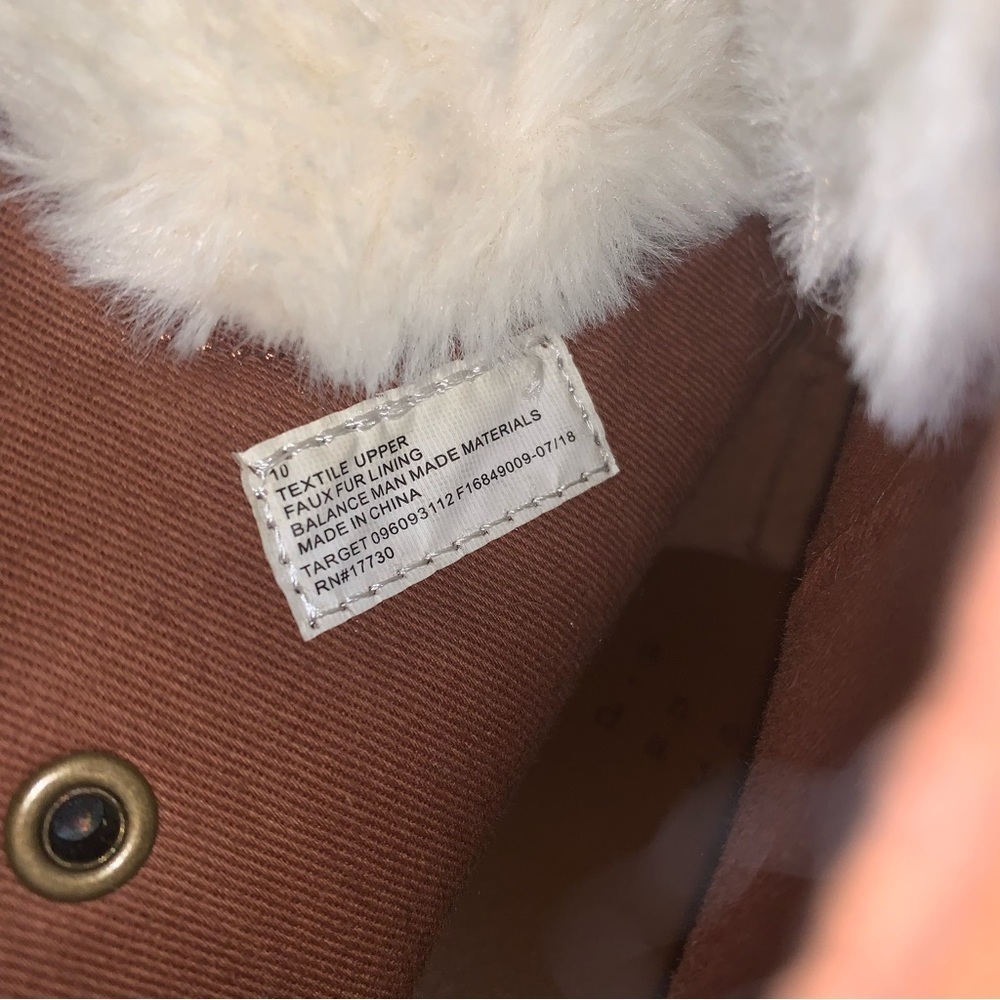 ☀️A New Day- Faux Fur And Faux Suede Lace-Up Booties Size 10 - Picture 10 of 12